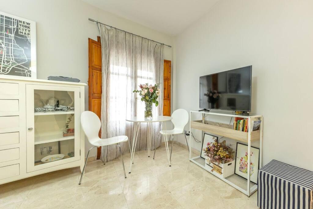 Pajaritos Center Suite By Valcambre Siviglia Esterno foto